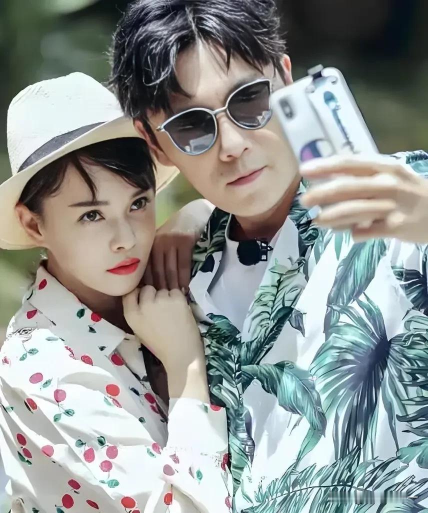 秦昊两口子可真有意思，

倒不是说他带老婆孩子去欧洲度假，

也不是说两口子去看