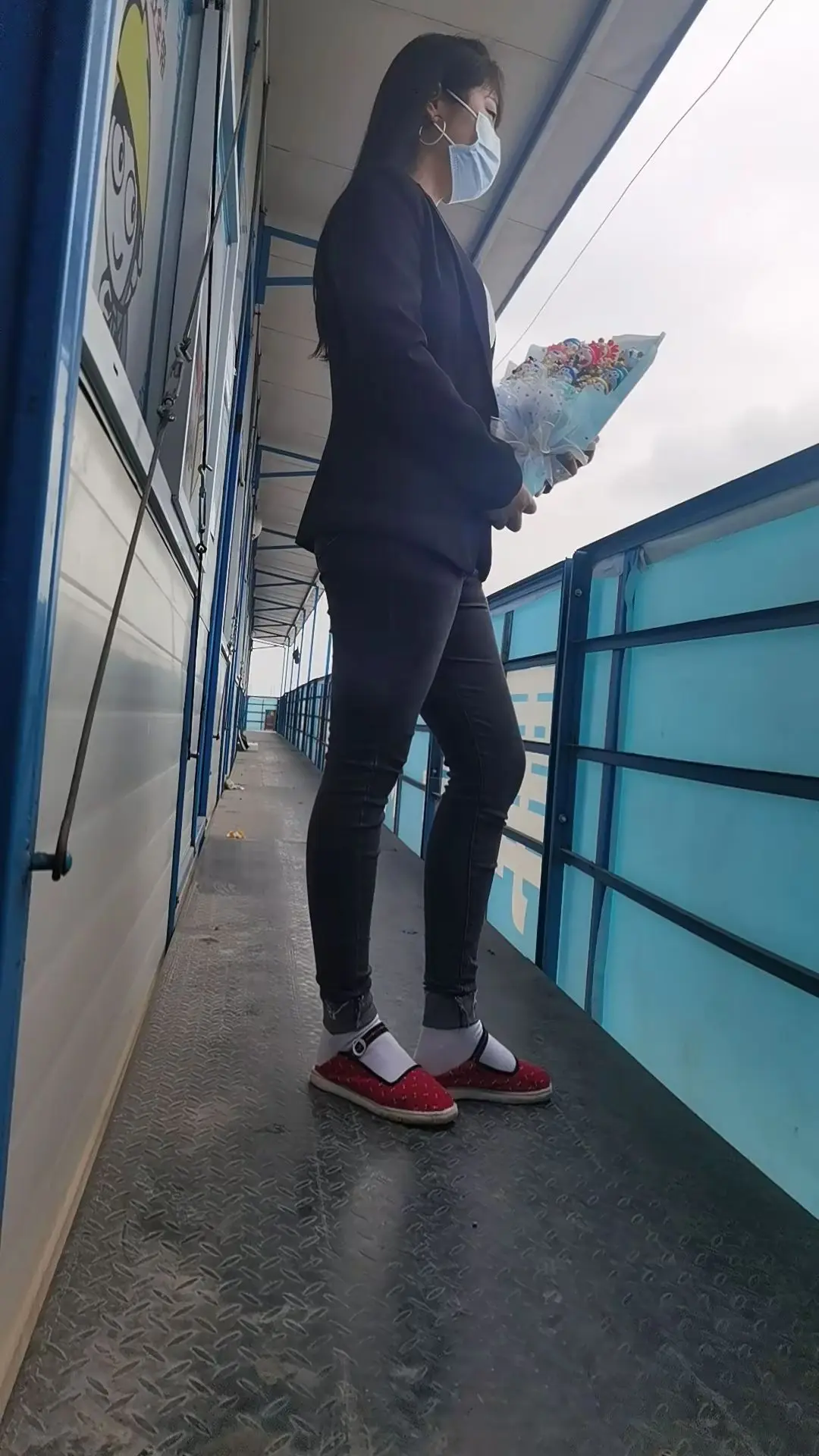 回不去的何止是时间？还有曾经懵懂无知的自己……… 有人委屈喜欢倾诉有人...