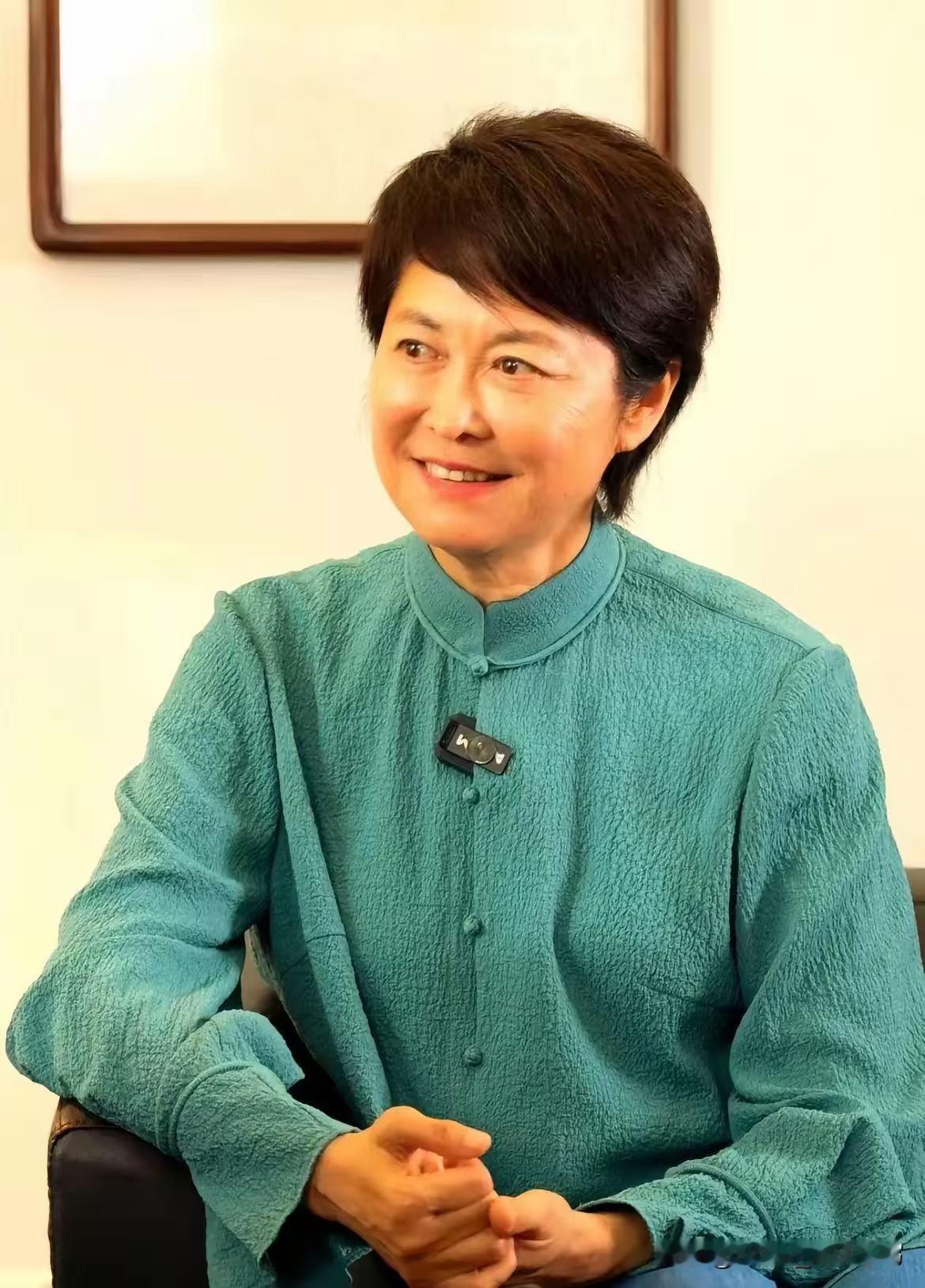 敬一丹是得脑溢血走的，提醒大家爱惜身体👏  退休就是退休，退而不休是透支自己。