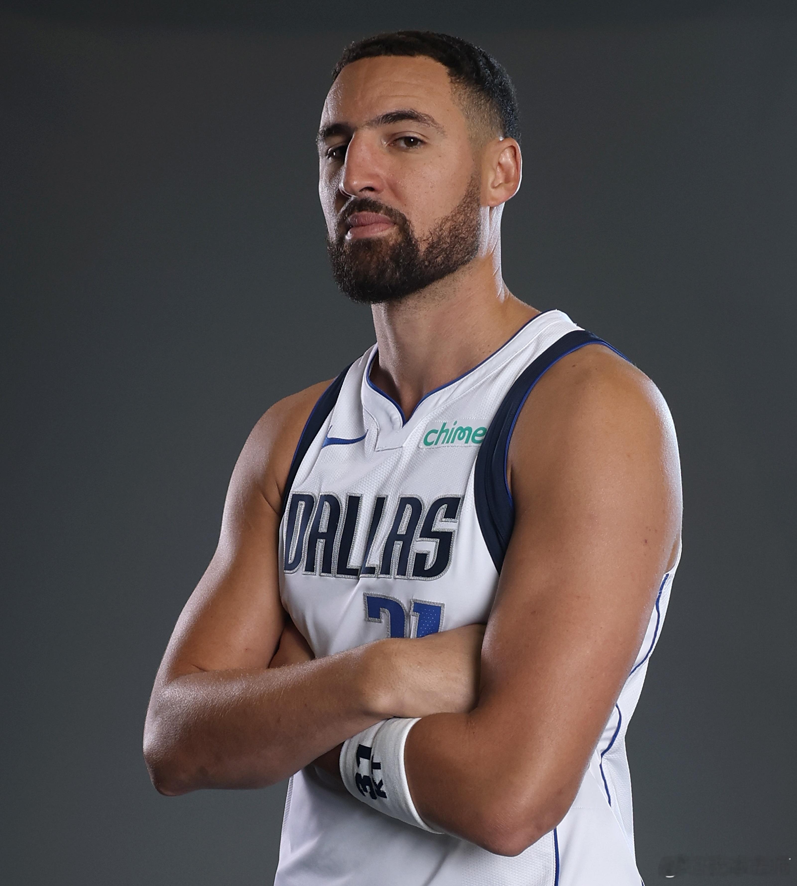 MFFL NBA官方发推。祝汤普森36岁生日快乐！🎂🎂🎂我牛生日快乐独行侠