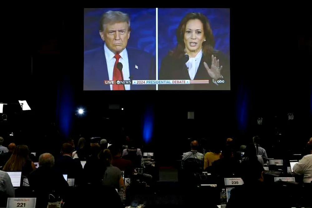 #世界关注美国大选今日投票#

又是见证历史的一天

明早这个时候就能看到结果了