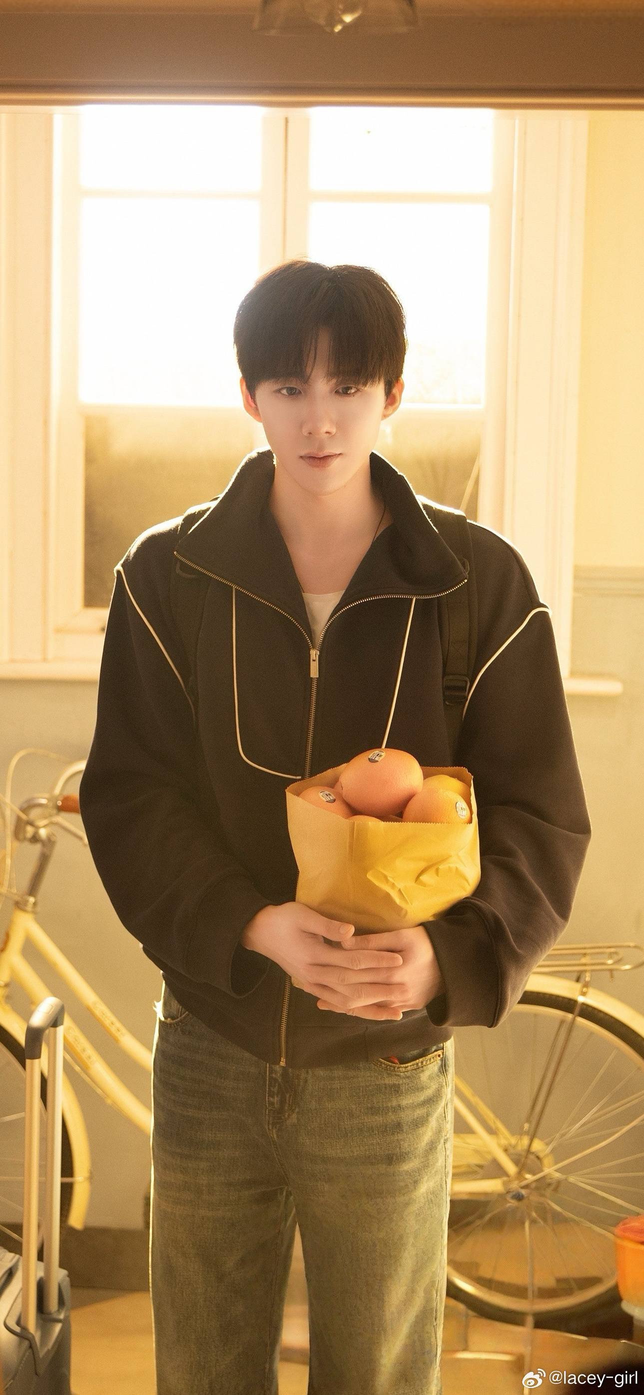 刘宇宁小贝 | 刘宇宁玫瑰丛生 | 摩登兄弟 天赋让你闪亮，努力让你永恒。坚持别