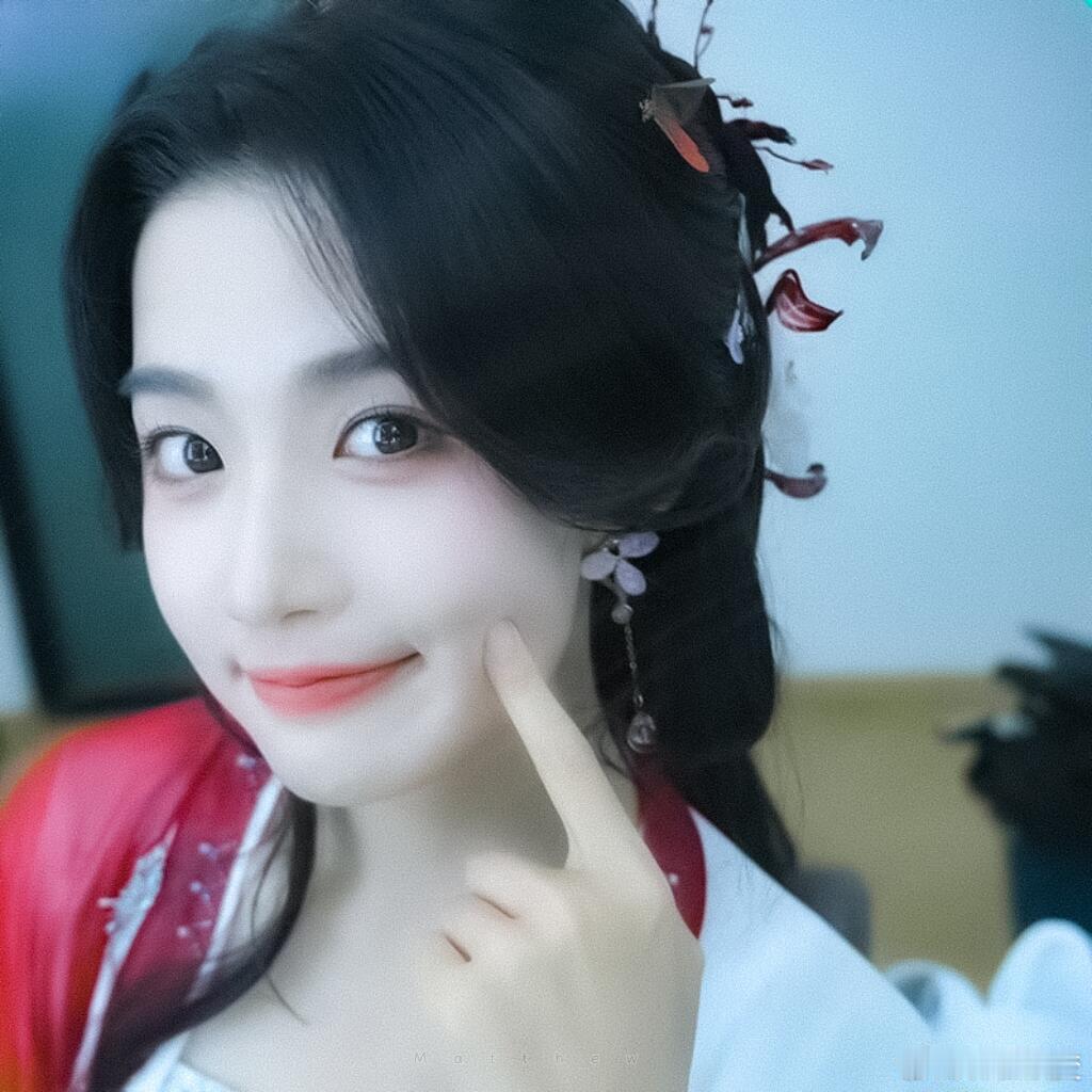 卢昱晓  卢昱晓头像卢昱晓｜ 