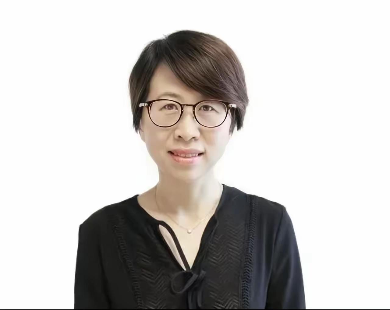 比外敌更毒！赵宏的“站着说话不腰疼”，戳中了多少人的痛处？
 
有网友说“外部的