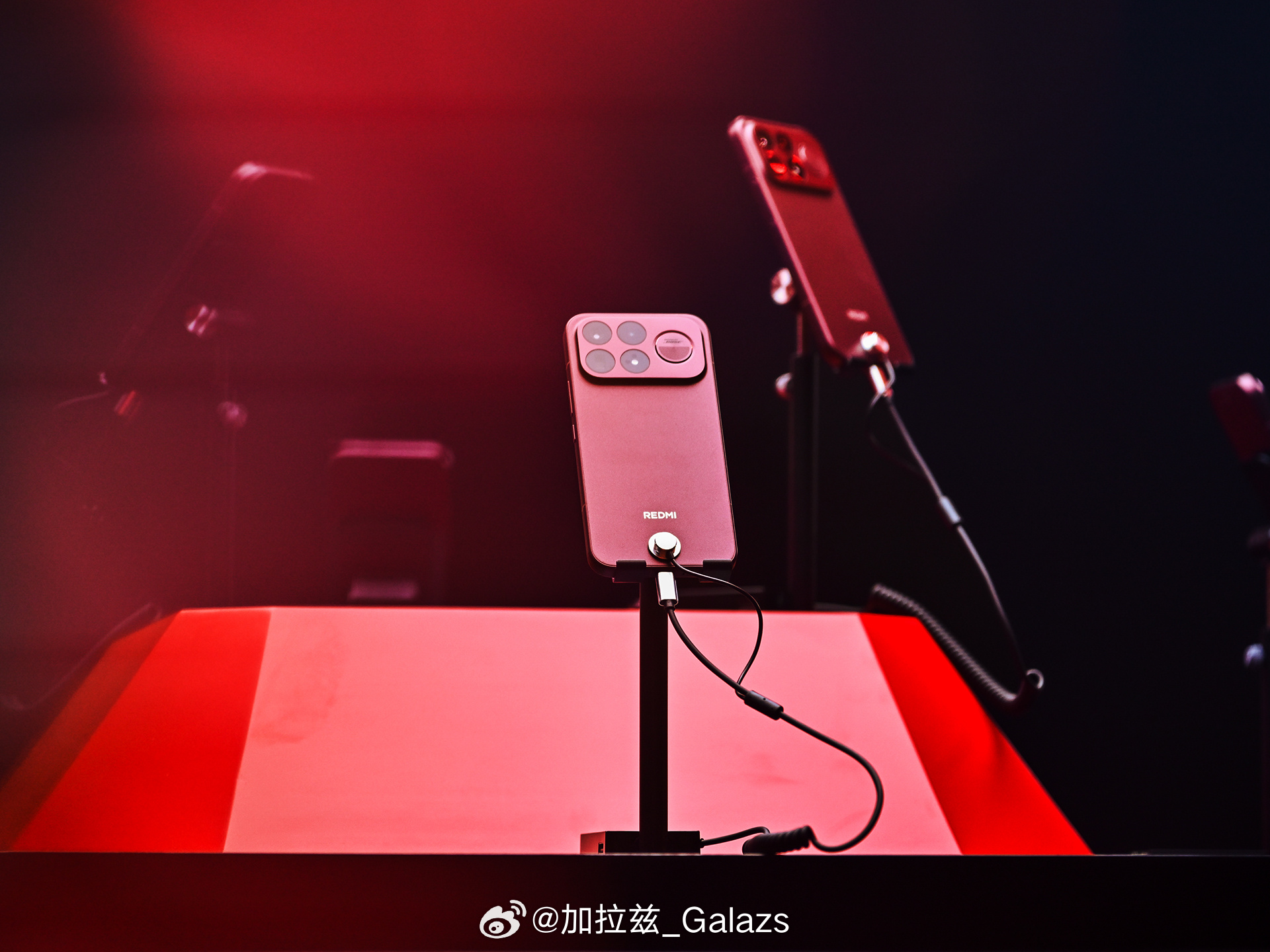 现在电子元器件芯片存储涨价的消息都知道了吧，我觉得还是需求出发，要是手机都真卖到