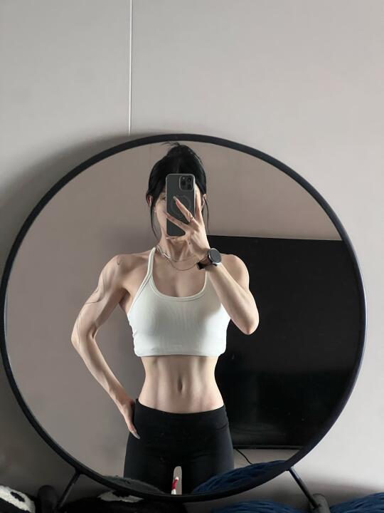 163｜47kg 喝空一瓶后的腰腹变化！