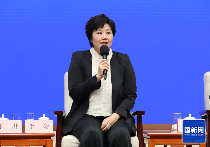 春晚导演于蕾: 春晚这道大餐很难做, 褒也好, 贬也好, 所有意见照单全收