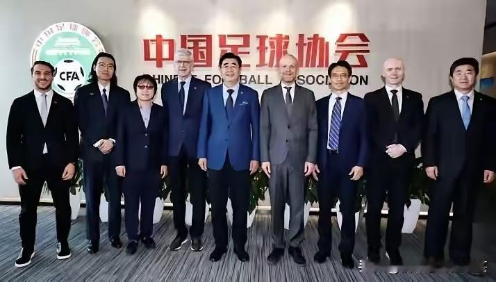 央视还在谈世界杯转播权，球迷这次真不惯着了！国际足联开口就要1.2亿美元，央视只