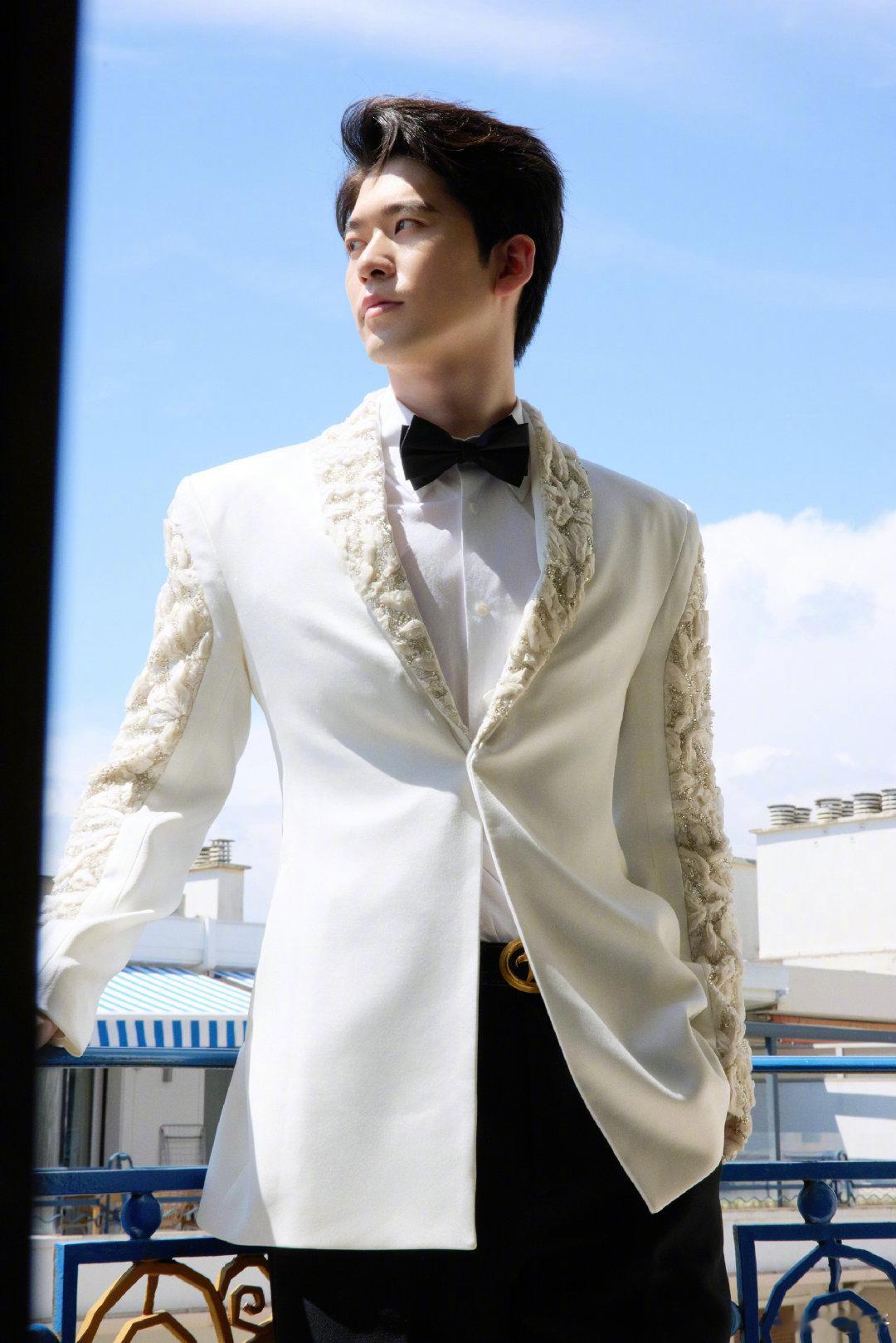 赵恩达 内娱00后浓颜帅哥上新了 00后新人赵恩达真的来闯内娱了，180+的挺拔