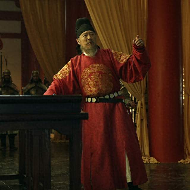 刘邦到底厉害在哪？他明明不像英雄，却偏偏赢了项羽，坐稳了天下