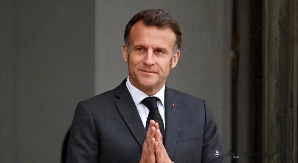 以色列跟法国撕破脸了！


据报道，以色列近期宣布停止与法国的一切防务安全贸易交