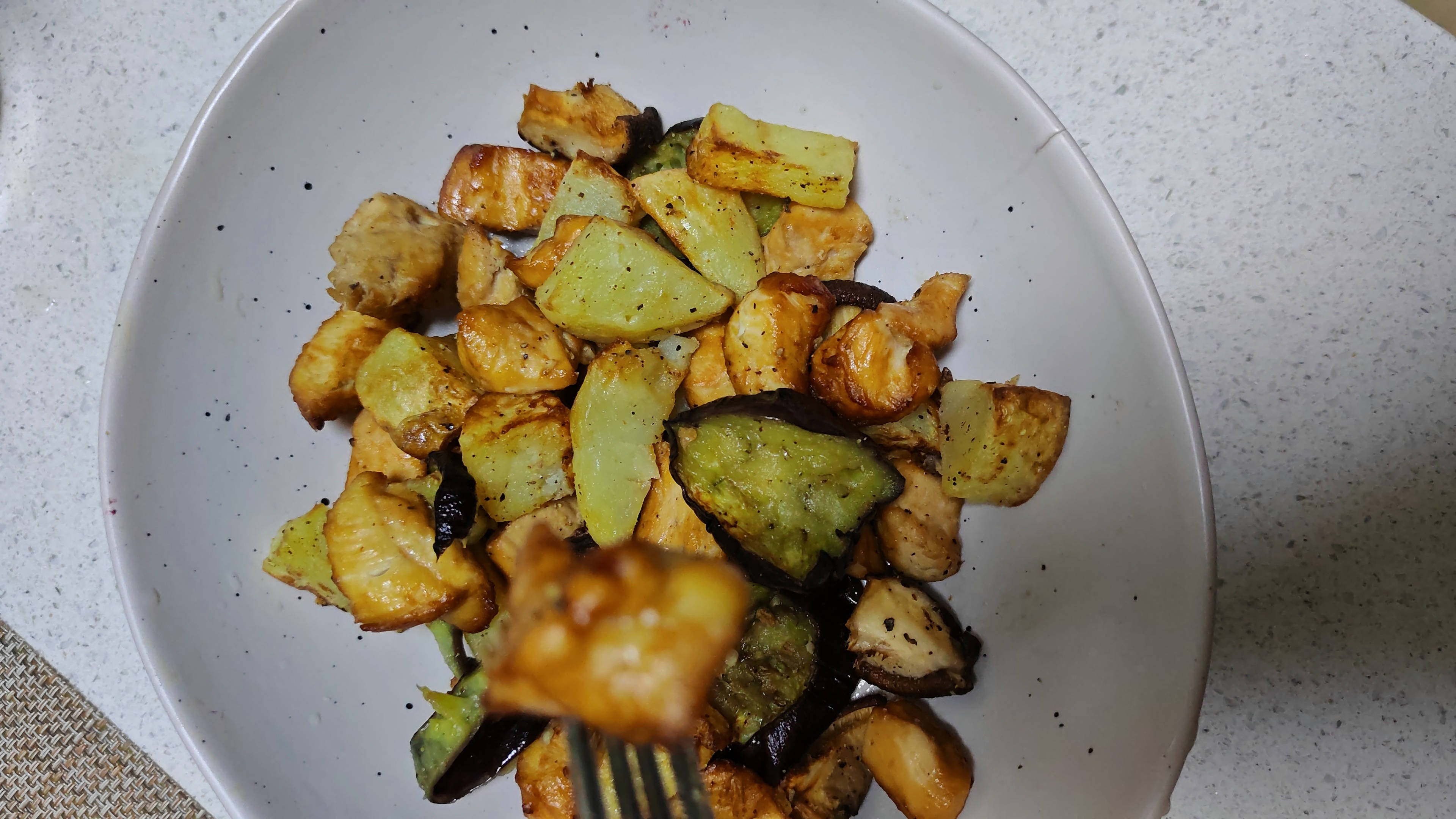 还不如炒菜快鸡肉很嫩 ​​​