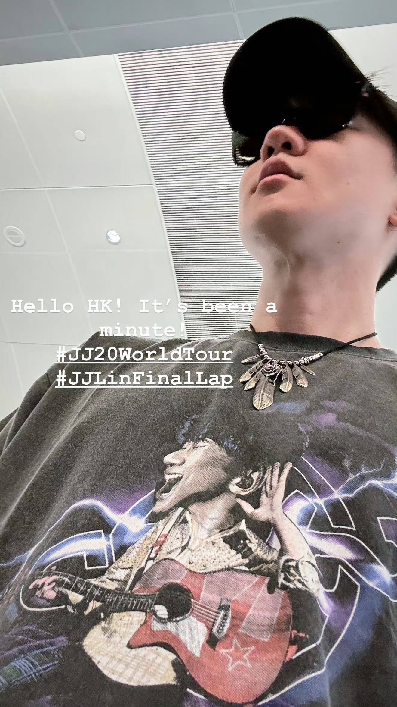 林俊杰  🌀  林俊杰jj20世界巡回演唱会 那年今日，林老板带货专属拍照视角