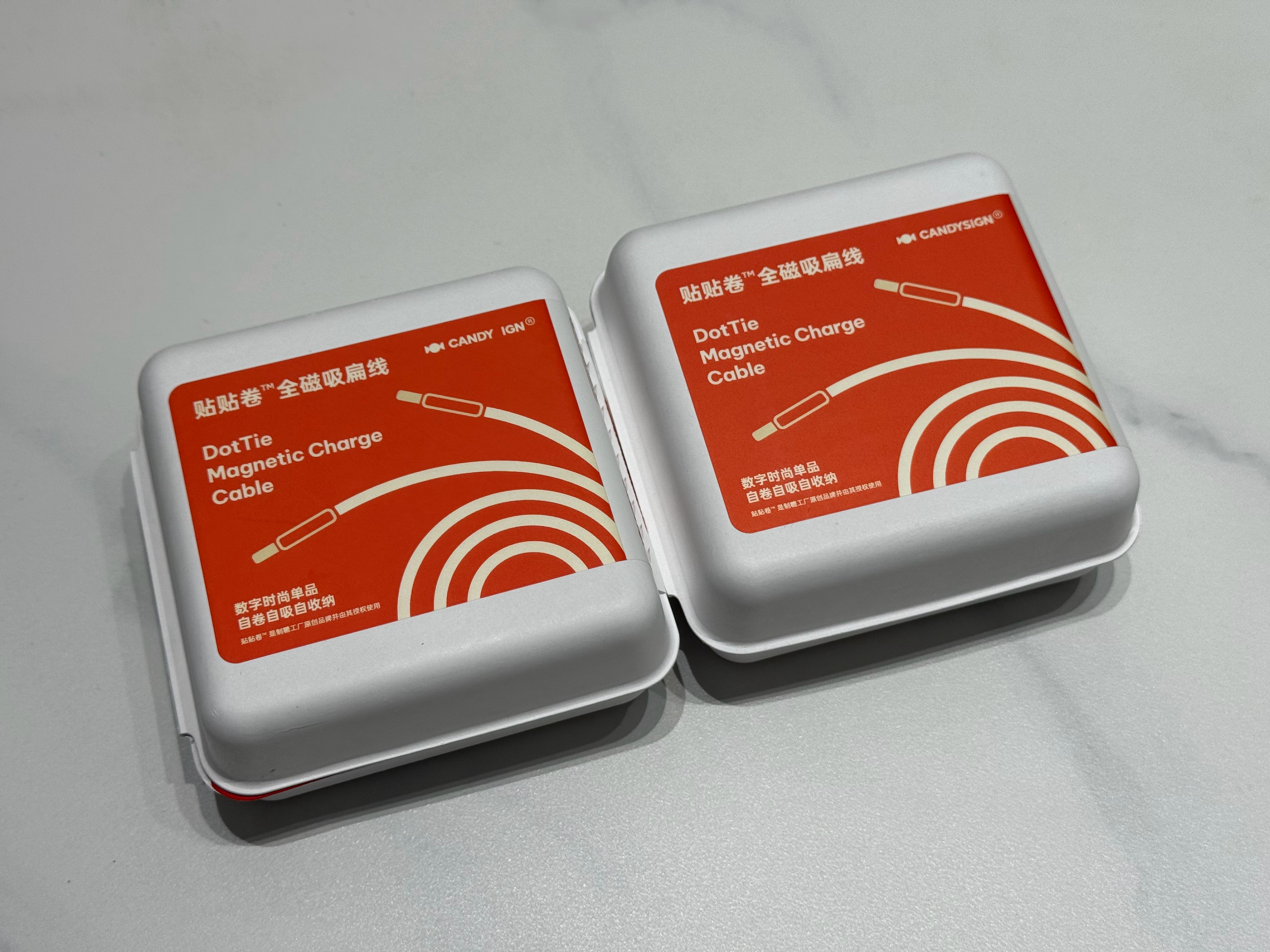 糖厂的贴贴卷又出新款了，全磁吸扁线，体积更小更薄，更省空间，并且吸合的质感会更佳