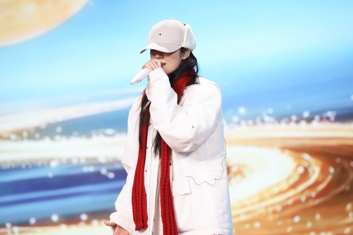 姚晓棠年夜饭月姑姑舞台姚晓棠月姑姑彩排彩排照🈶今晚一起来听月姑姑 