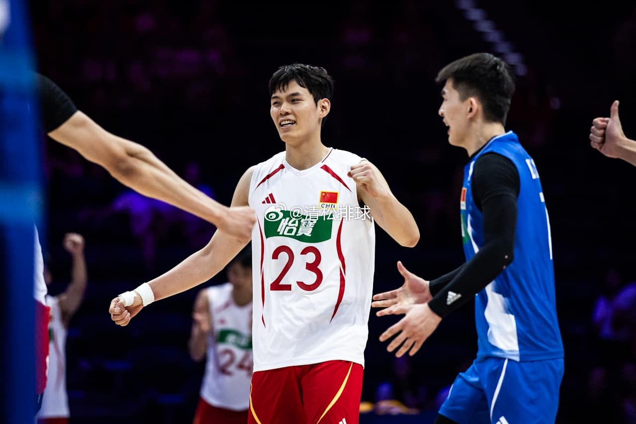 中国男排第三周美国芝加哥站赛程（北京时间）7.16   09:00   中国🇨