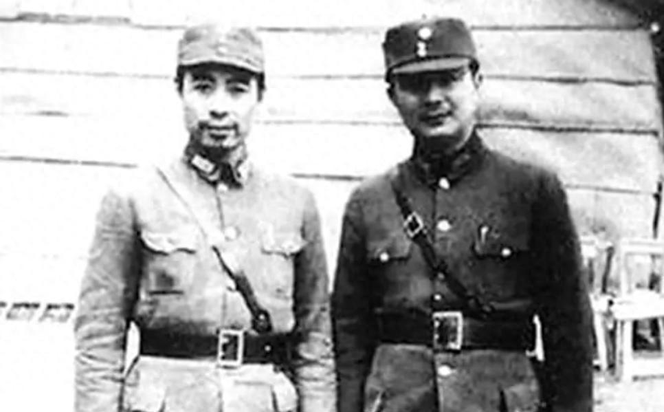陈赓起草作战报告请叶帅审阅，叶帅看到自己名字排在陈赓之后时为何会皱眉？
1925