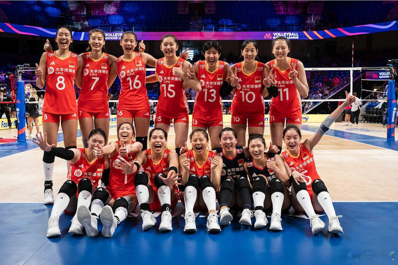 中国女排2025世界女排联赛团队项目的一大好处就是赢得胜利后可以一起感受、分享、