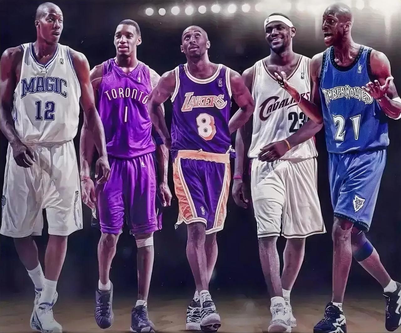 不偏不倚，NBA历史“最强高中生阵容”是以下这五位球员！

控球后卫：勒布朗-詹
