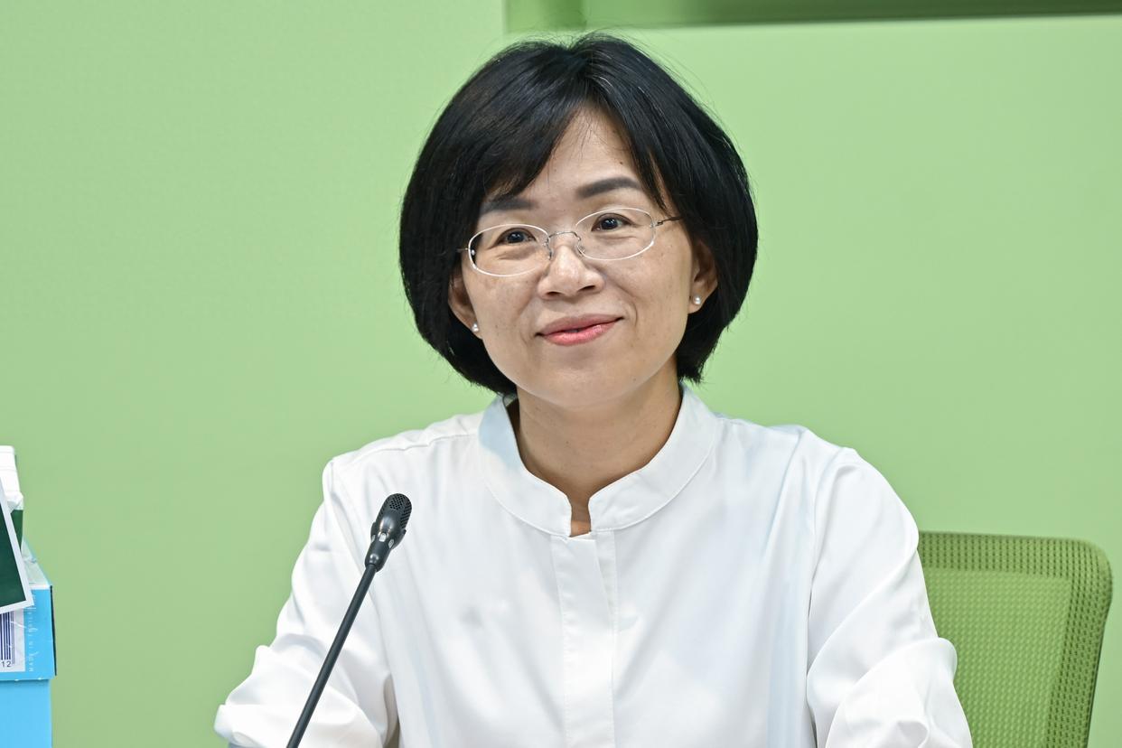 目前地方选举局势变化剧烈，各阵营的人选布局、派系纠葛和候选人个人短板，已成为影响