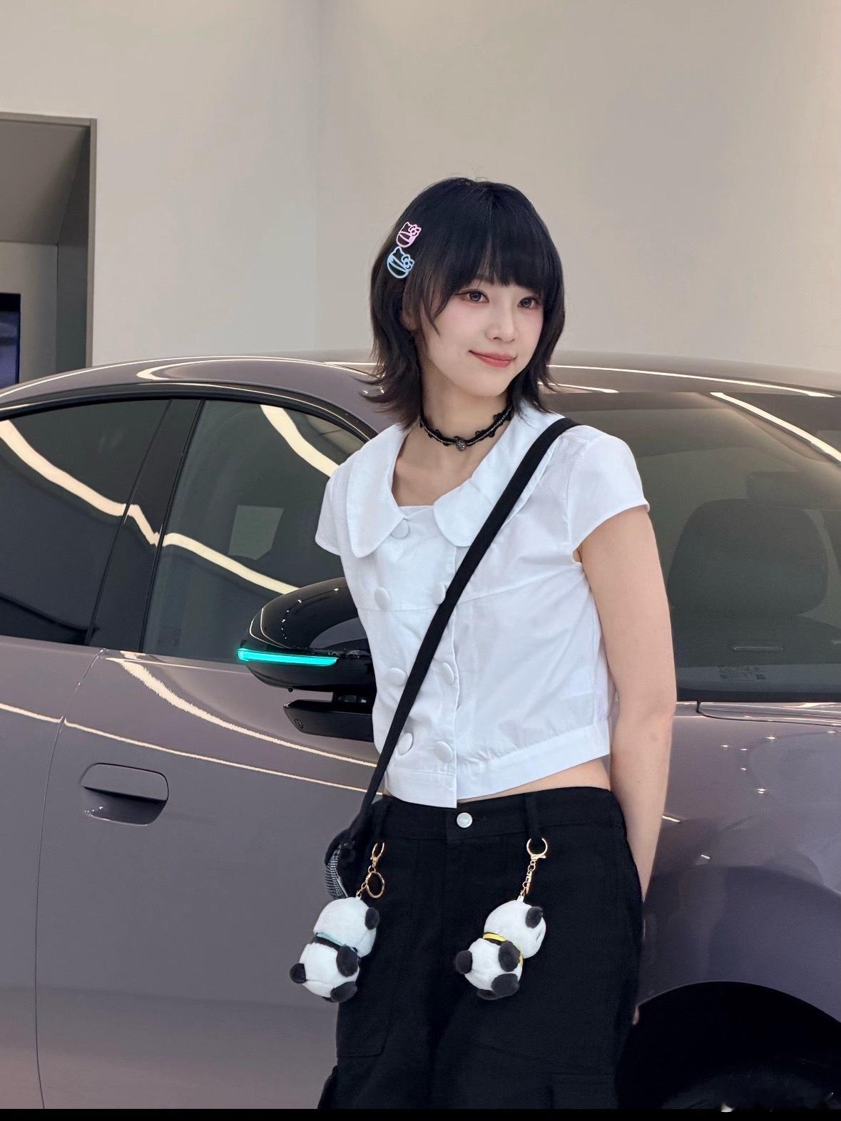 黄灿灿真买车了黄灿灿也太有活人感了，从发帖征集车型到直接下定，短短八天真的把人生