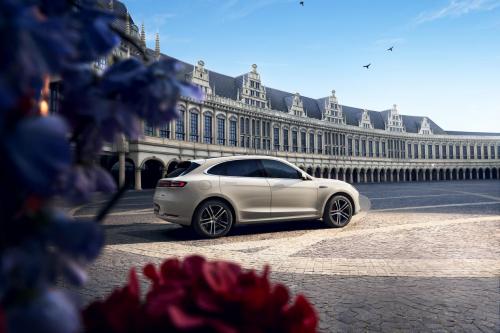 新手女司机的春天,问界新M5给了停车自由!
作为一个拿驾照3年不敢独自停车的老新