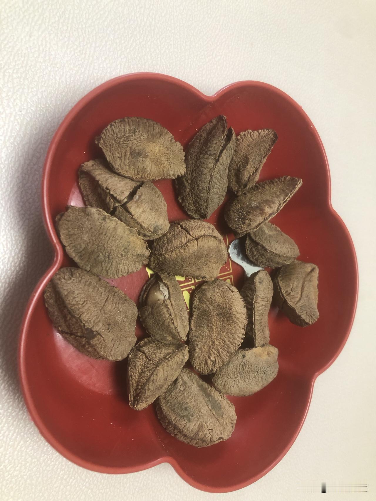同学得了一种很奇怪的病，格林‑巴利综合症，除了就医治疗，春节前去广西巴马康养，刚