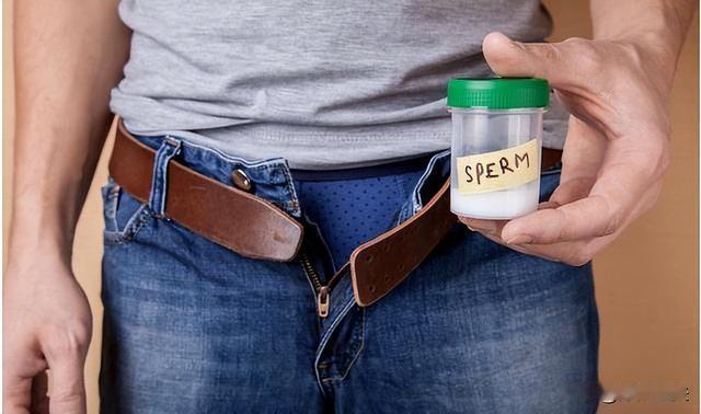 北京上海广州精子库实地探秘：护士递杯关门就走，取精室像极简宾馆，捐精淘汰率竟高达