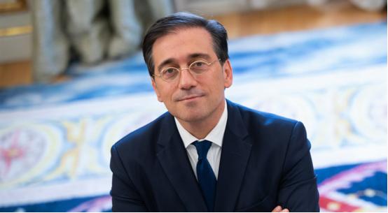 国际局势又有新瓜，美国这边突然对着西班牙放狠话扬言要直接断掉两国所有贸易往来，想