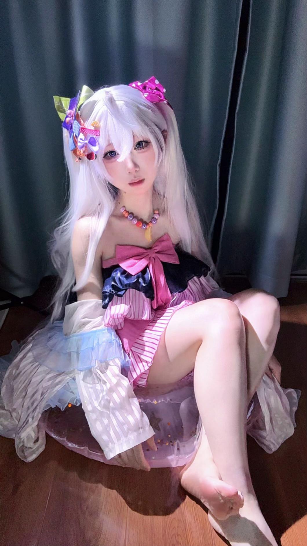 放一只水梓在这里。