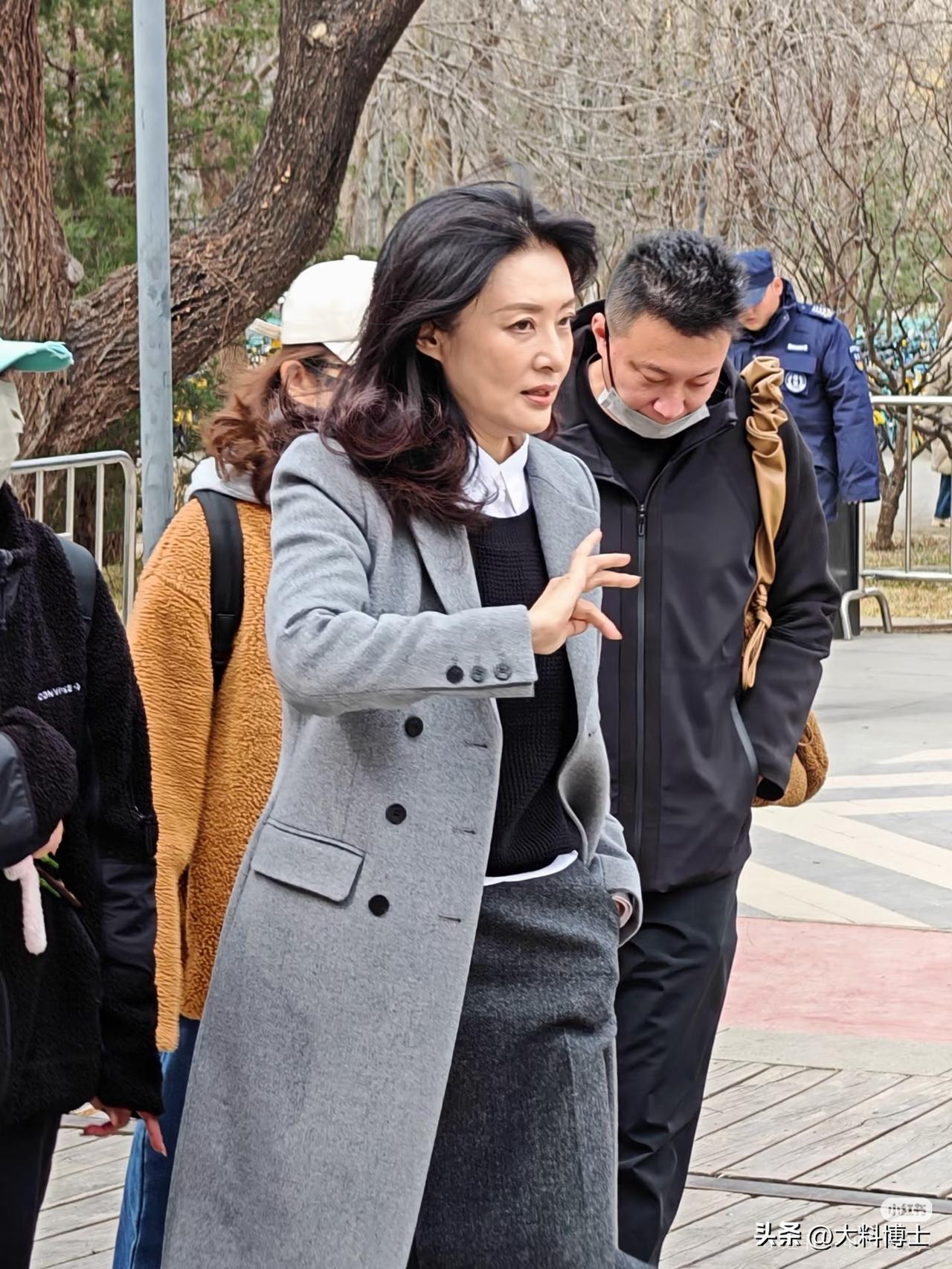 今天的周涛长这样，你敢相信这是58岁的她？

不愧是央视最美主持人，快60了，这