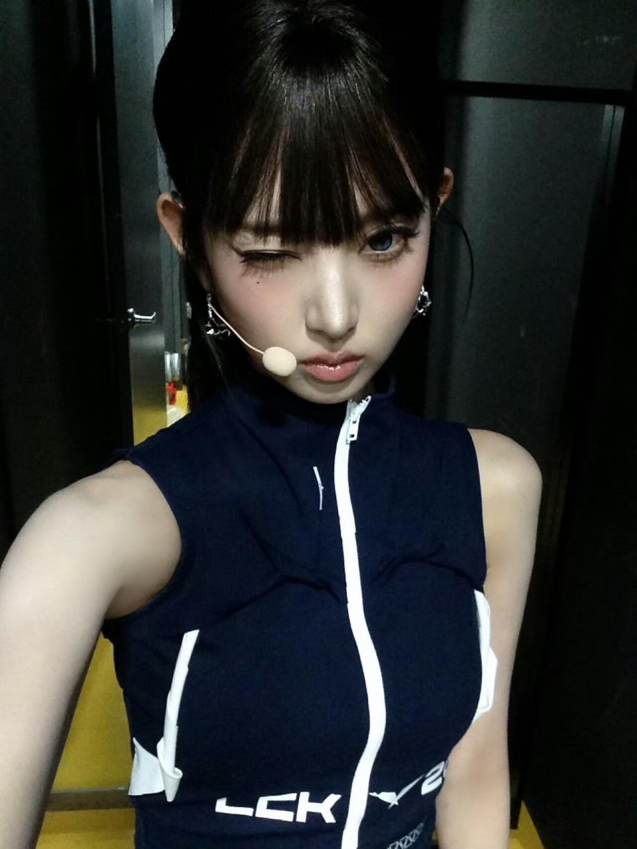 Lessol就像一朵花 开在全盛期的脸蛋和身材…. ​​​