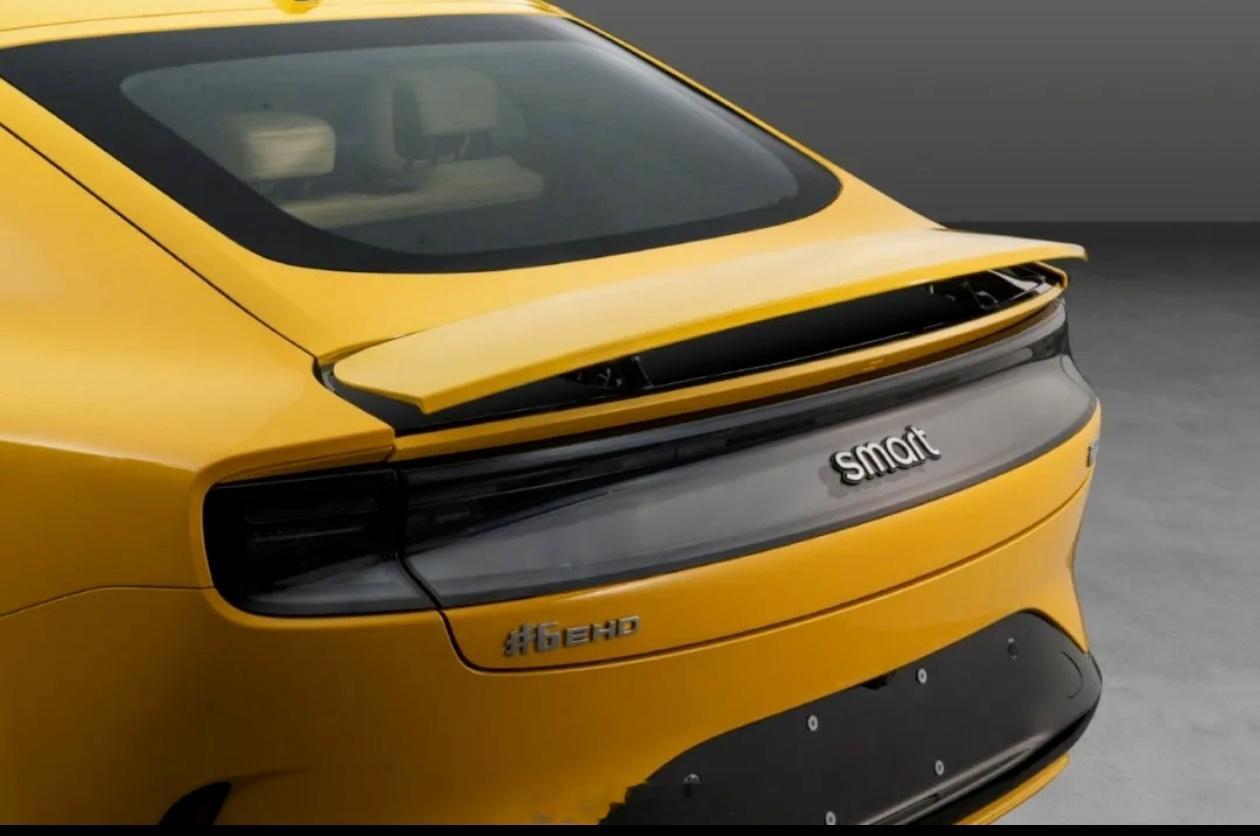 smart造“大车”，屁股像Su7 