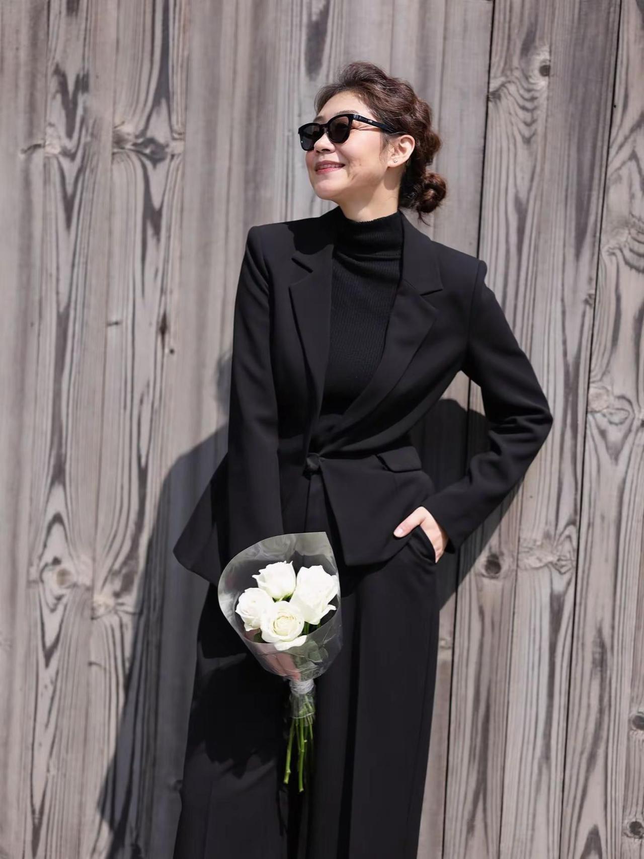 我的快乐！我的健康！AI港风胶片照