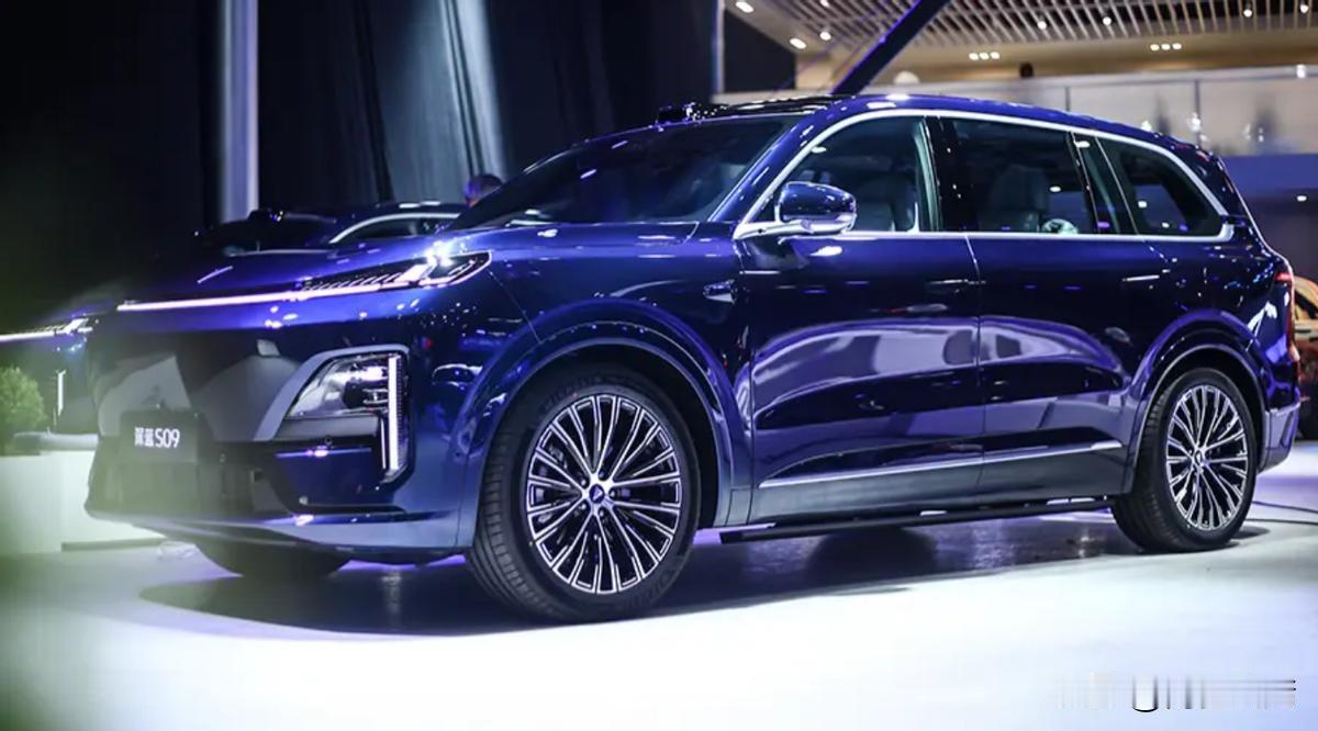 华为不是万能，问界成功为何难复制？
 
赛力斯的逆袭让全行业看清：华为不是简单的