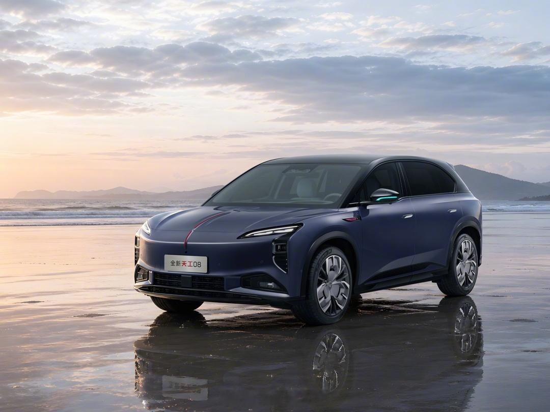 红旗天工08打造旗舰纯电大五座SUV一汽红旗全新一代天工08定位中大型纯电大五座