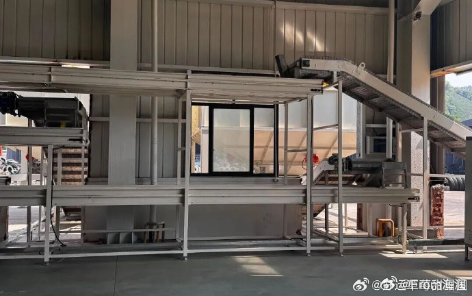 台州三门智改绿转把传统产业玩出新花样 最聪明的是浙江东南橡胶的“共享工厂”模式：