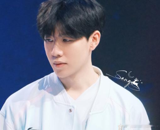 原来厂长和TheShy一样伟大，都离开登峰去涅槃了，只能说LPL涅槃组好热闹，有