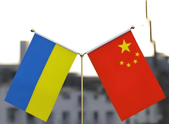 一位乌克兰华人表示，如果不是当初乌克兰把航母、武器装备卖给中国并提供技术，那么中