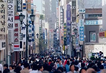 韩国生育率突然上来了，这是因为，韩国终于发现了解决单身男性结婚难题，到底症结在哪