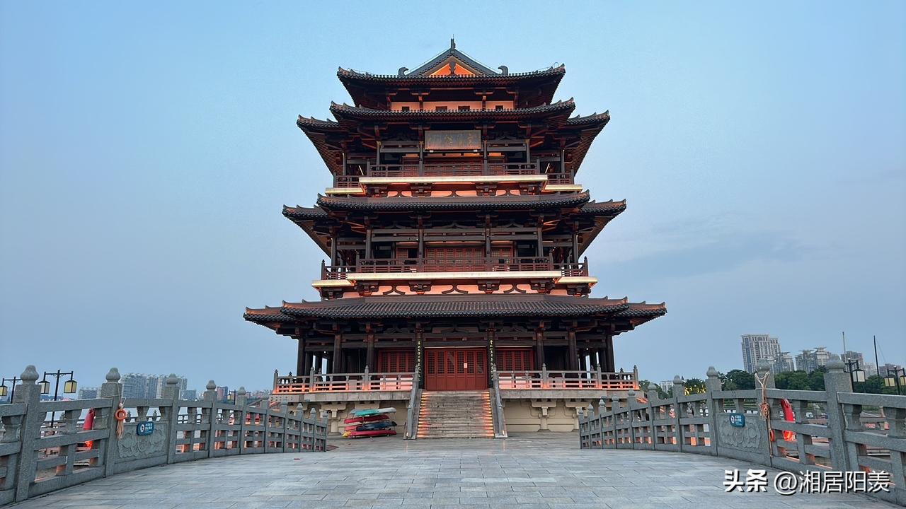 这不前几天和朋友闲来无事游玩到团氿风景区，而且在宜兴这样的风景区不少，尤其是可以