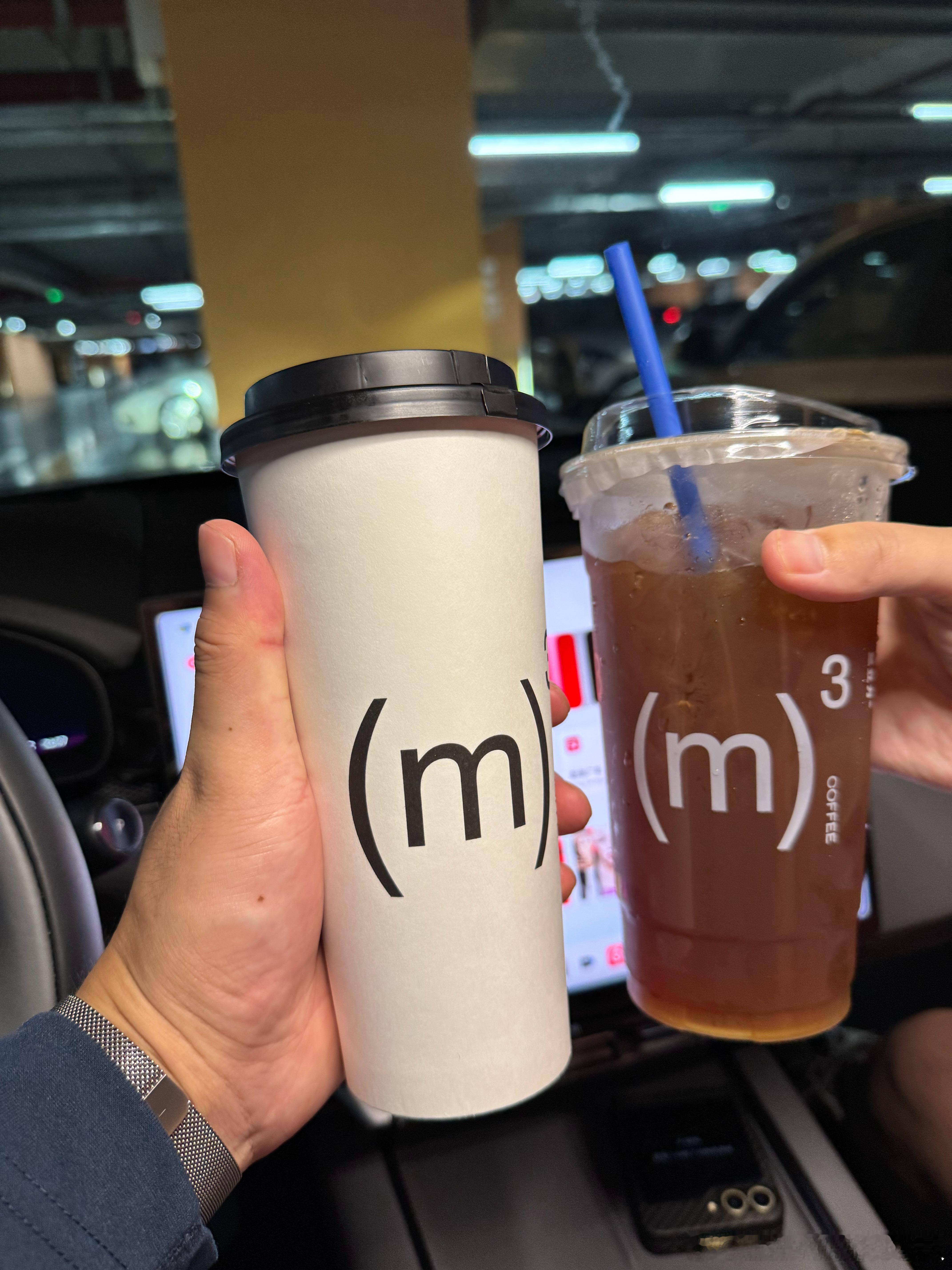 1.我喜欢的鞋子，虽然没有我的码，但是美丽可以穿。2.想加盟一家这个咖啡店，大学