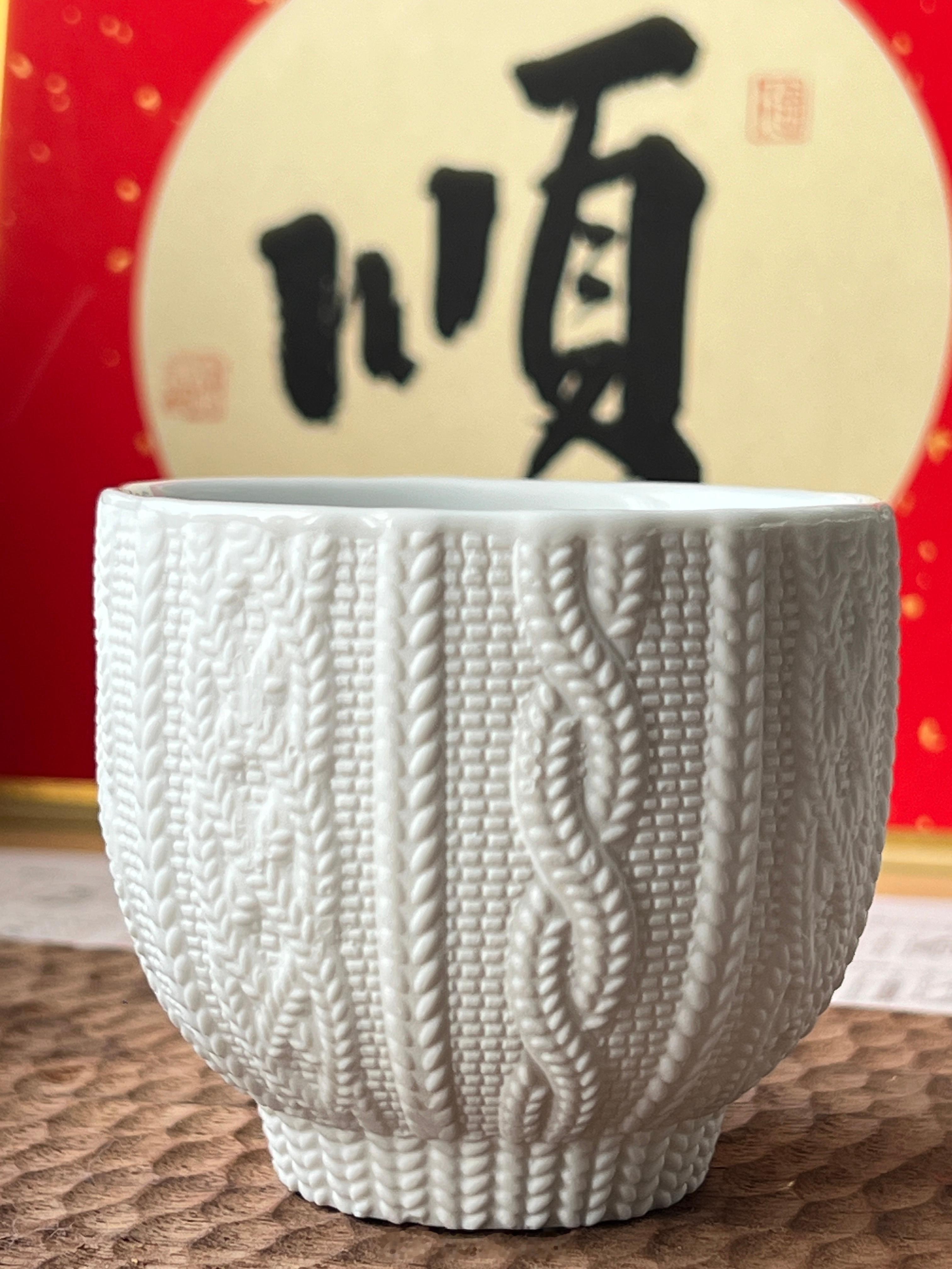 刚收到就忍不住激情安利这个杯子，超值试了下满杯大概是220毫升，拉花正好 ​​​