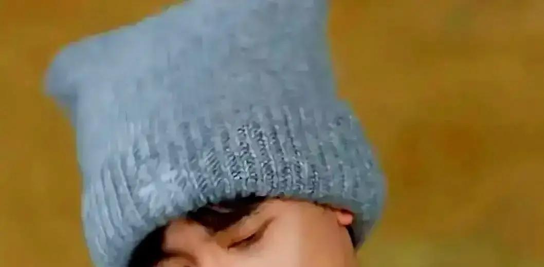 5亿赌一把，沈腾现场抓人
 
《飞驰人生3》刚官宣，沈腾在火锅局一句话把胡先煦拉