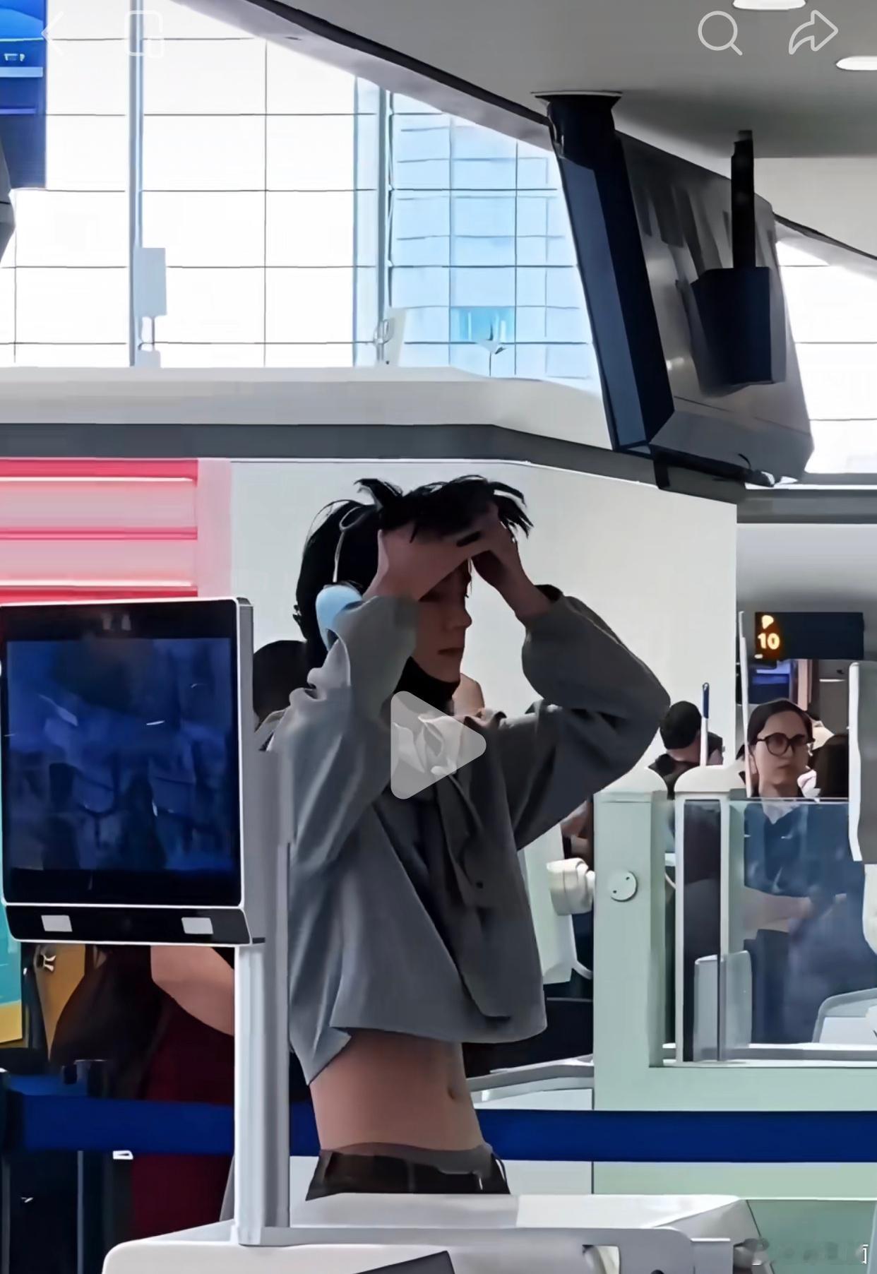 奥利淑元晚间福利 自己找亮点 那也不原谅 ​​​