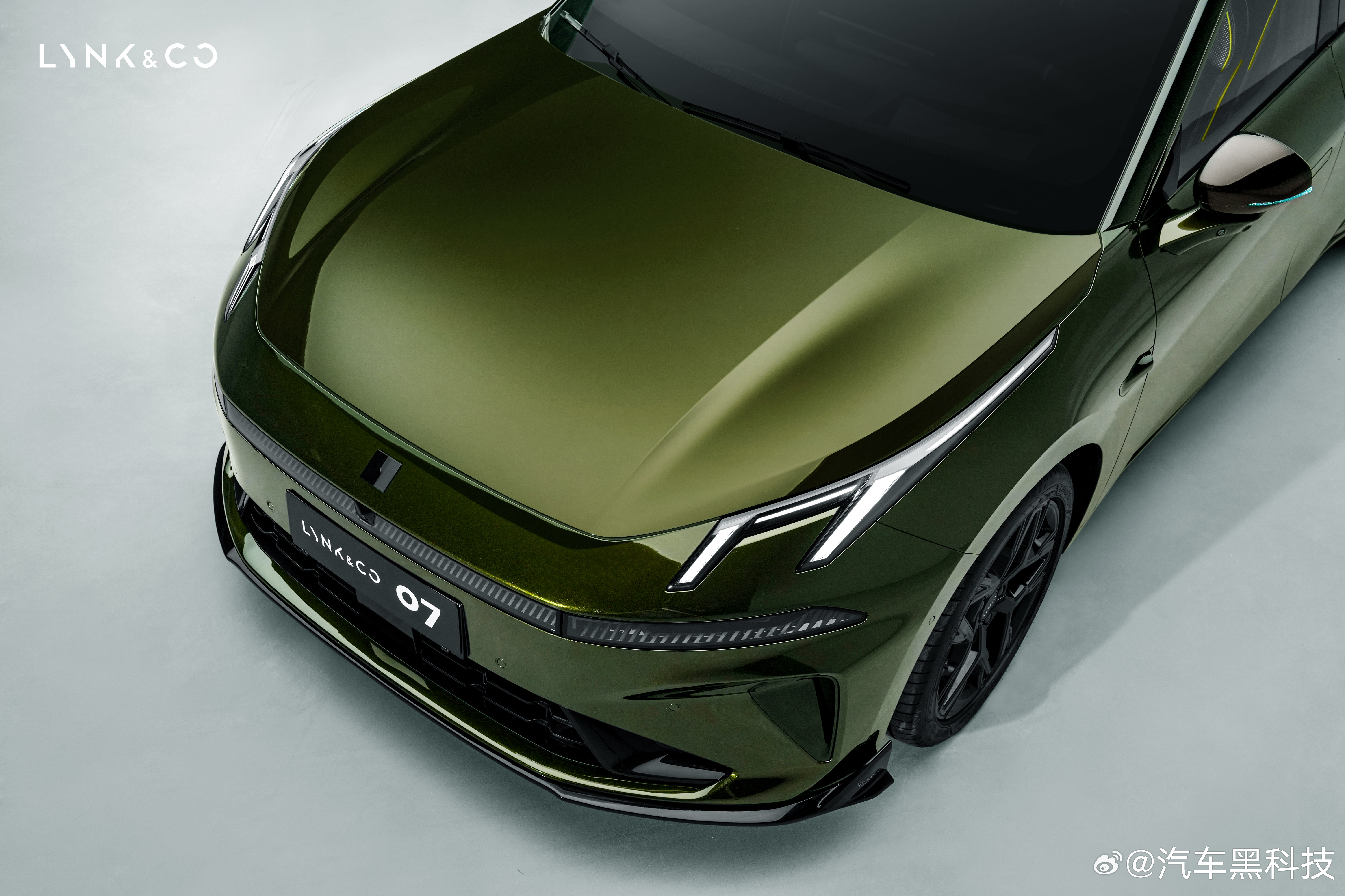 全新领克07碳纤维尾翼版限时售15.98万起 3月20日，领克07EM-P碳纤维