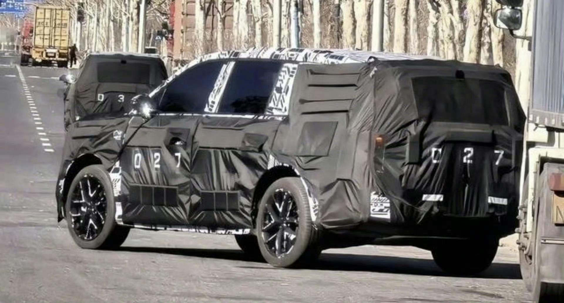 小米感觉有不少新车要发YU9小米“昆仑”，内部代号指的就是YU9，车长预计超过5