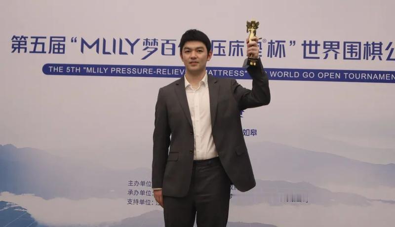 没搜到，再试试具体点的词。
网速慢？
缓一缓，别刷屏。
有时候，不是没答案，是你