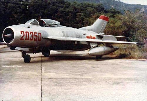 70年代末，一架国产歼-6III型战斗机，该机可能来自空24师。