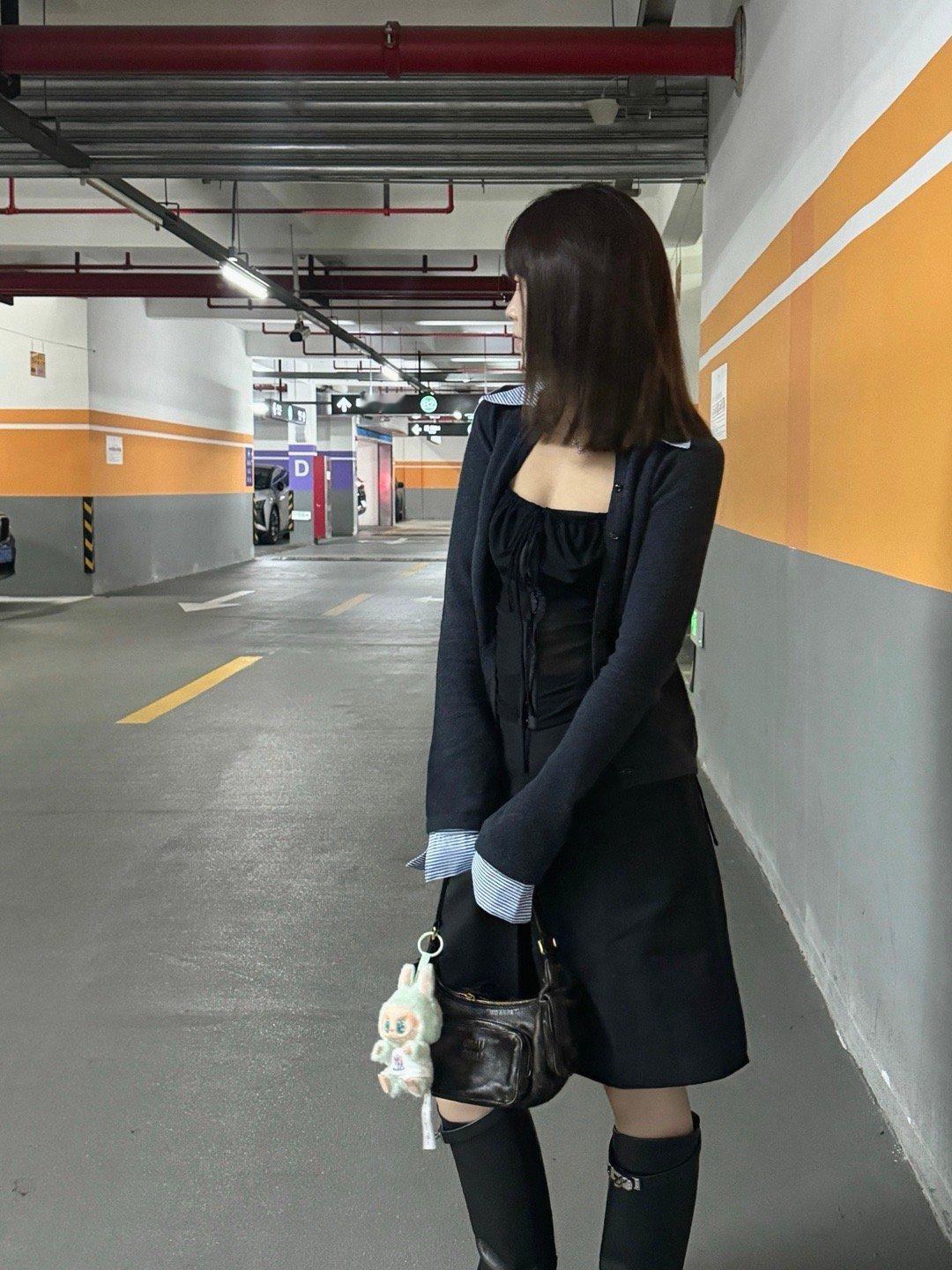 最近的状态⬇️昨天“你为什么开车窗”“我看看有没有下雨”“你是希望下雨还是不下雨